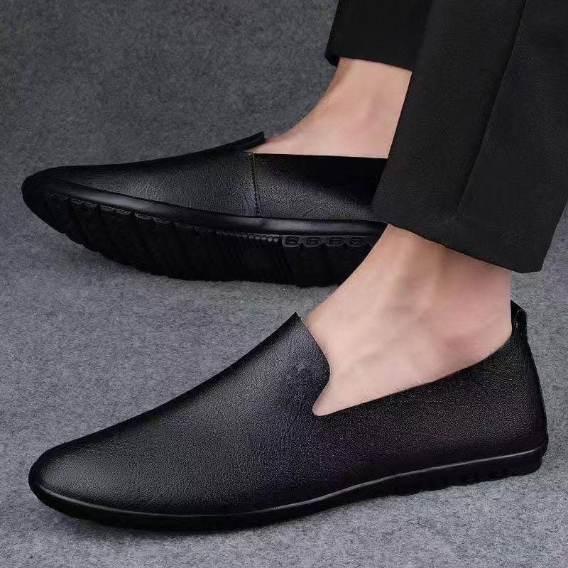Synthetic-Black Men's Casual Slip-On Shoes – Simple Minimal Design